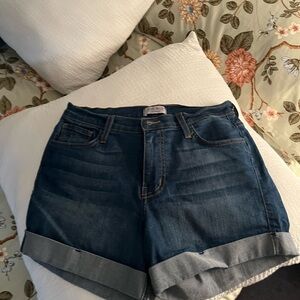 Judy Blue size medium high waist cuffed shorts style 18163